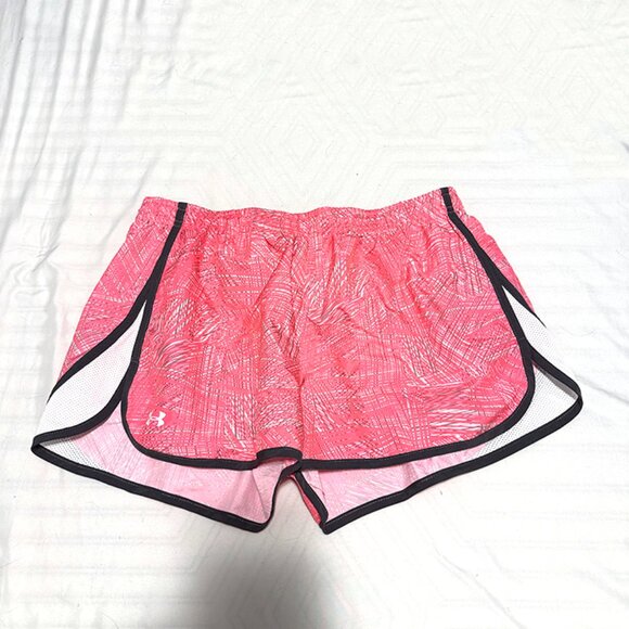 Under Armour Pink Patterned Heat Gear Fitted Lined Athletic Shorts - Picture 1 of 5